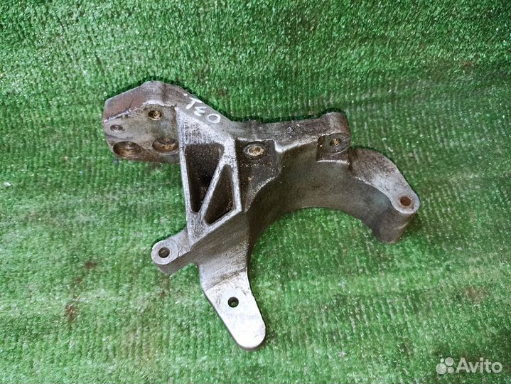 Кронштейн кондиционера Chevrolet Aveo