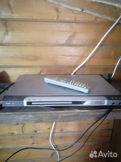 Двд диски и плеер