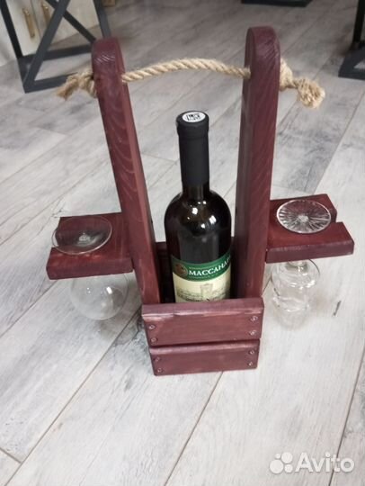 Подставка для бутылки вина