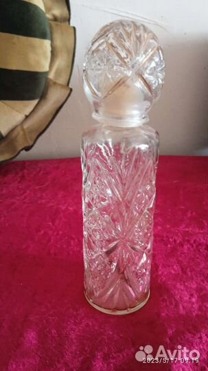 Хрустальный флакон от духов. Винтаж