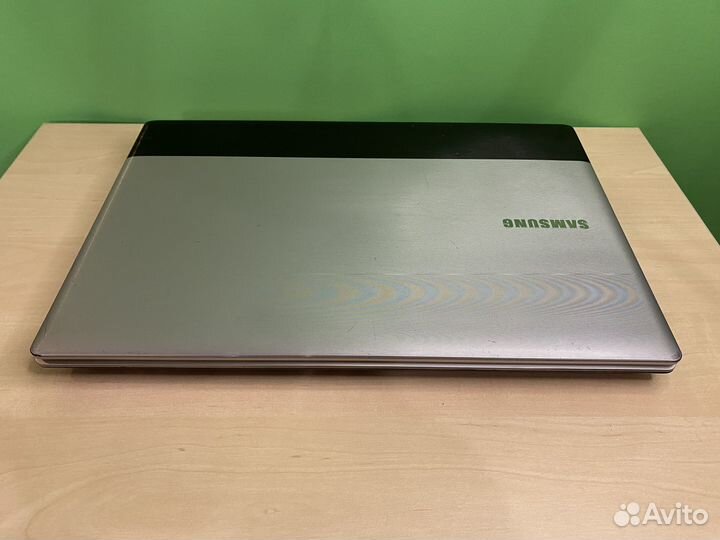 Ноутбук Samsung NP-RV511