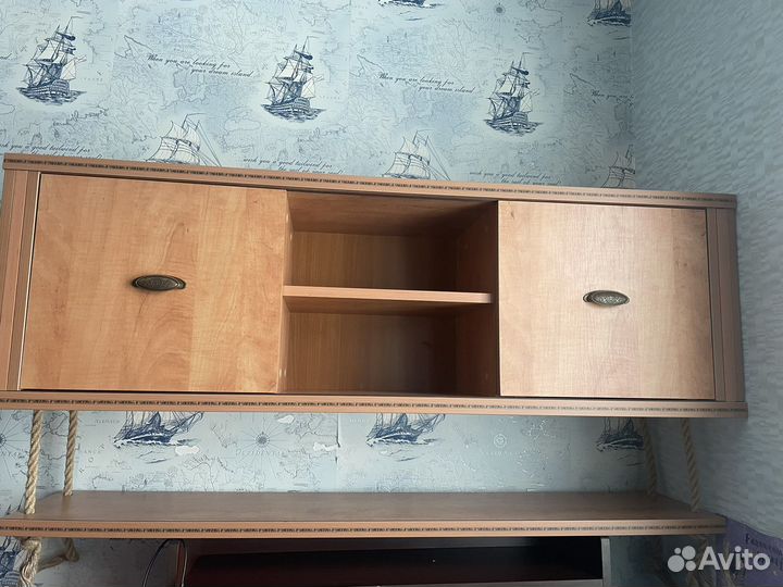 Полка настенная в морском стиле