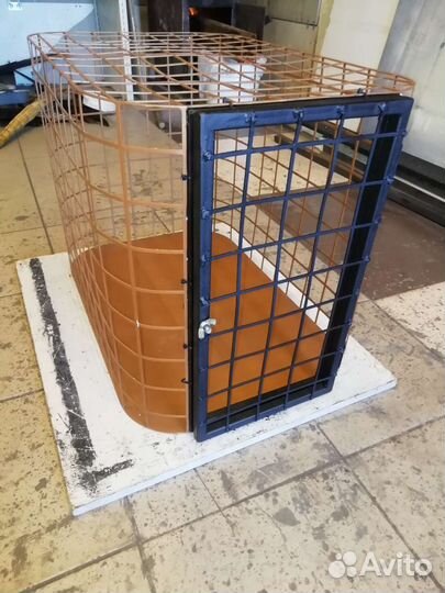 Клетка, вольер для собак