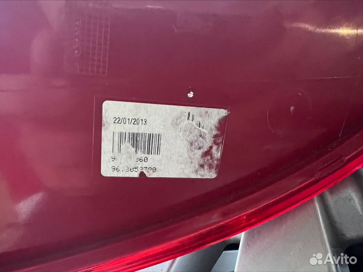 Фонарь правый Peugeot 408