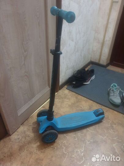 Самокат детский трехколесный бу