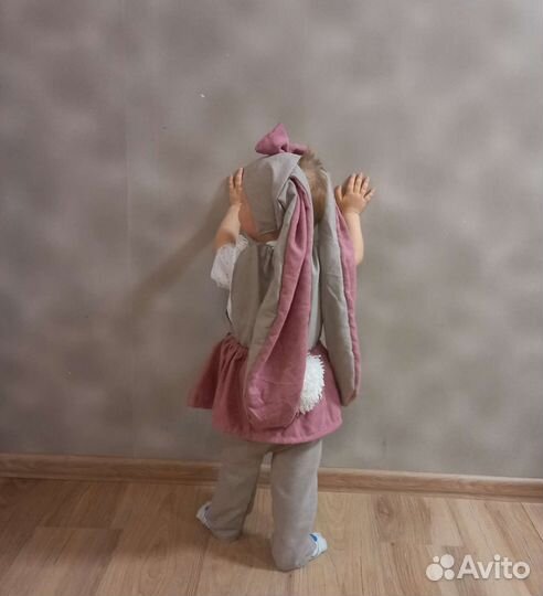 Новогодний костюм зайчика на 1.3-2 года новый