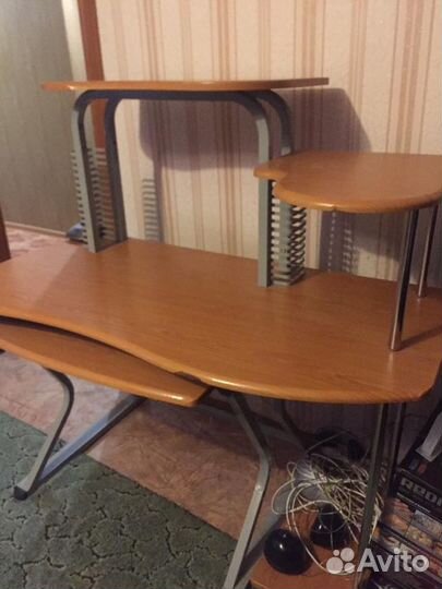 Компьютерный стол