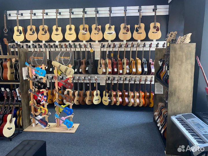 Гитара акустическая