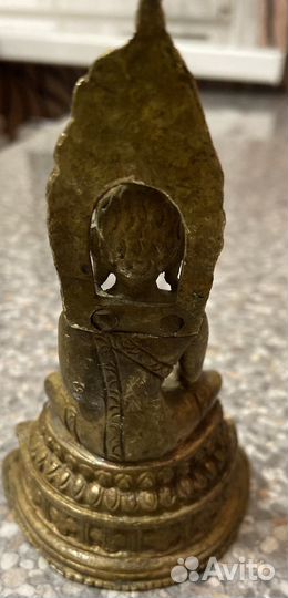 Статуэтка будды