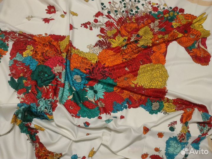 Шелковый платок hermes большой