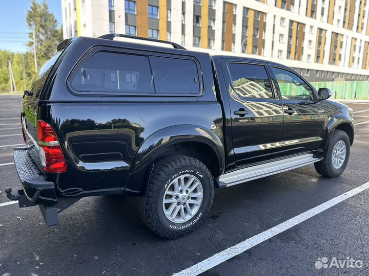 Toyota Hilux 3.0 AT, 2015, 153 300 км