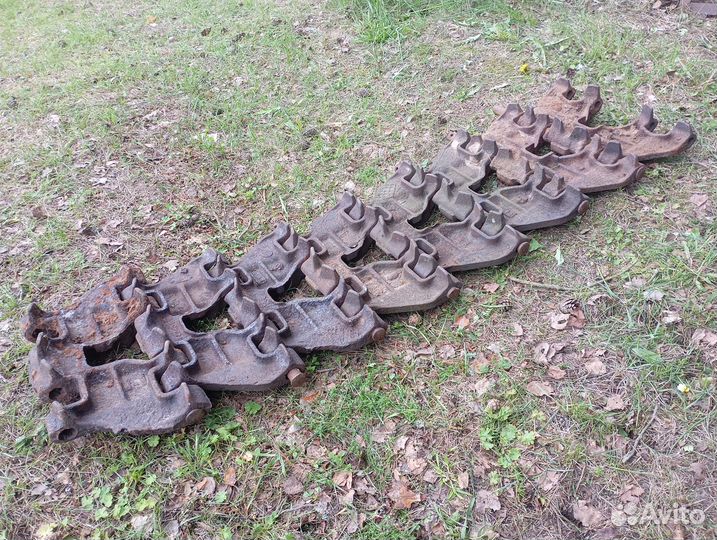 Траки дт-75 / Т-150 / Т-70 / тдт-55 (модель 1:43)