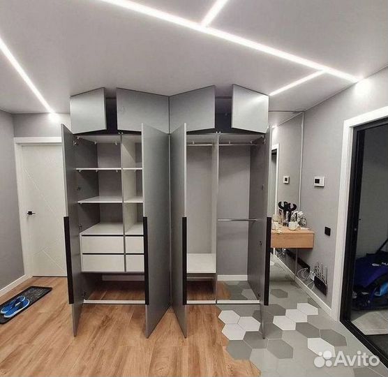 Встроенный шкаф
