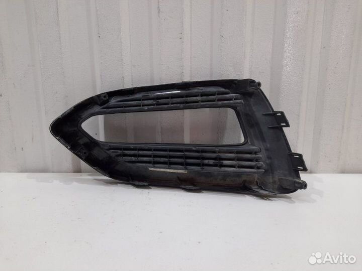 Накладка противотуманной фары правая Hyundai