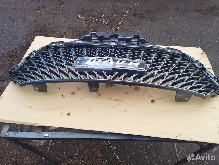 5509100XKZ0YA Решетка радиатора Haval M6