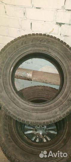 Dunlop SP Winter Ice 01 265/65 R17