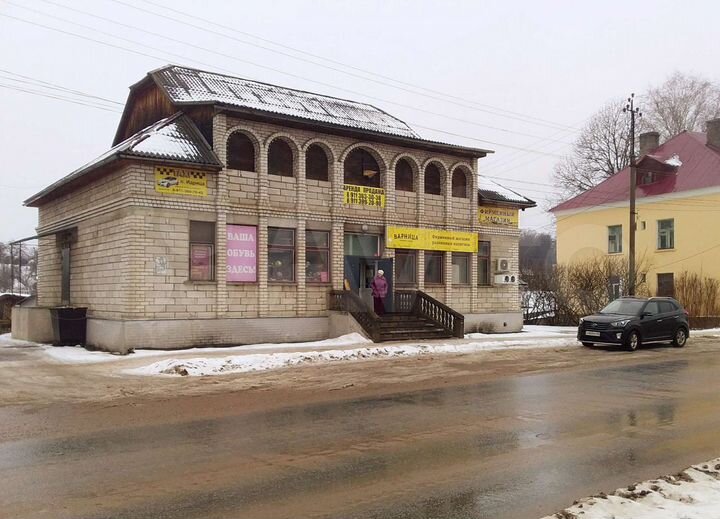 Торговая площадь, 340 м²