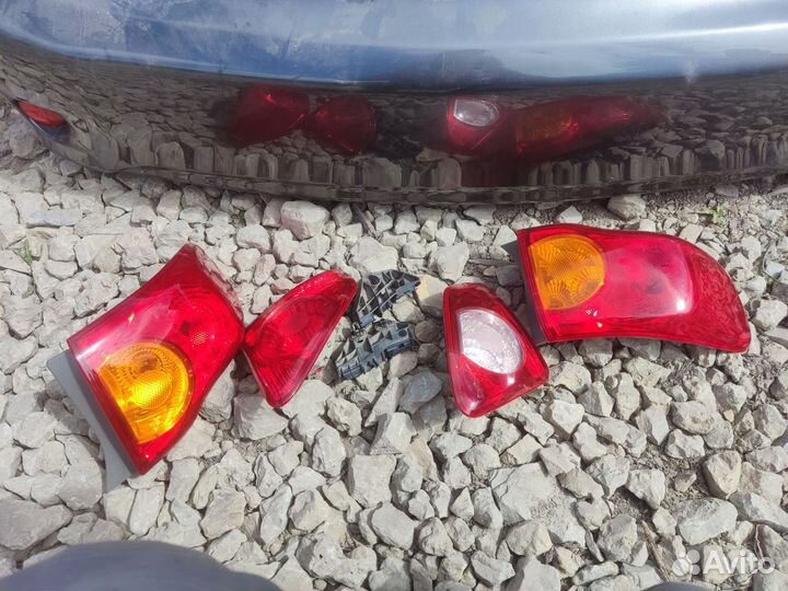 Фонари задние toyota corolla е150