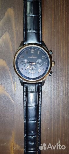 Часы Jacques Lemans