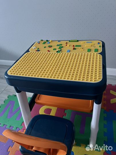 Детский столик