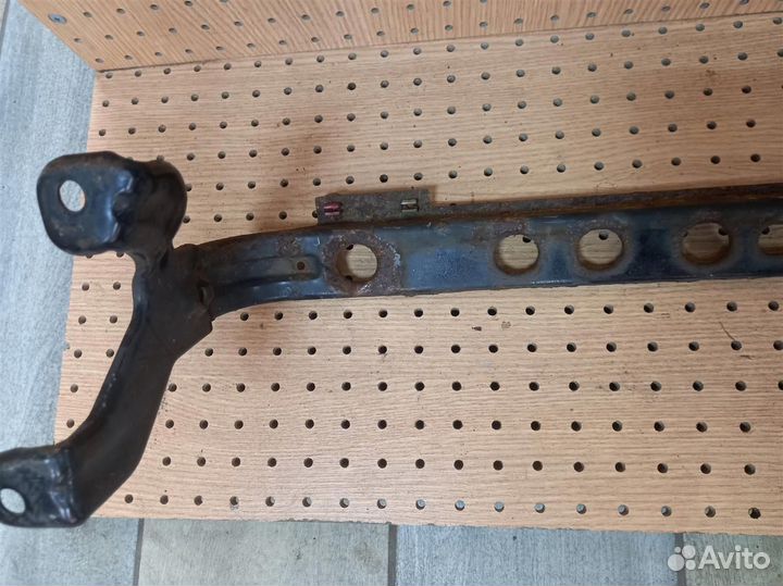 Планка телевизора ford focus 2 CB4