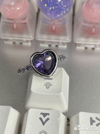 Кольца бижутерия новые