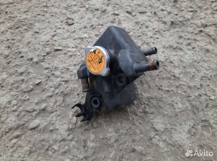 Расширительный бачок Forester Impreza Legacy B13