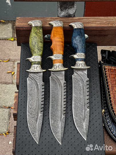 Нож из дамасской стали