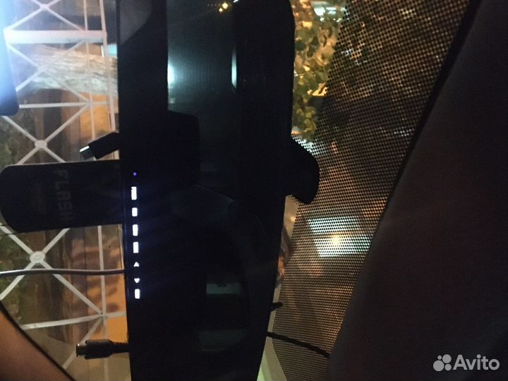 Два видеорегистратора(один из них неисправен)