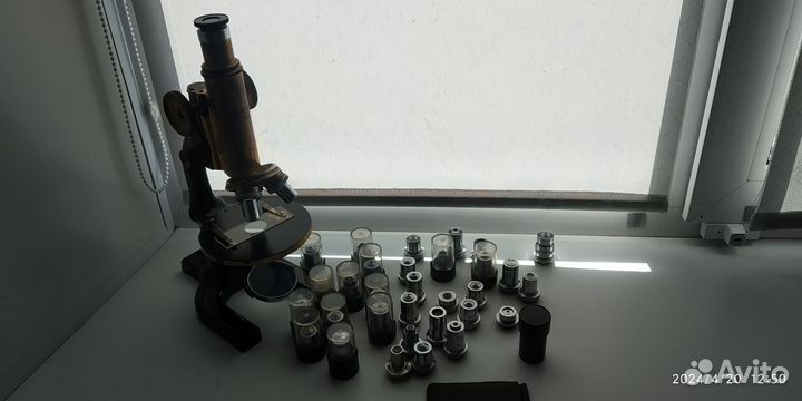 Микроскоп Рихард