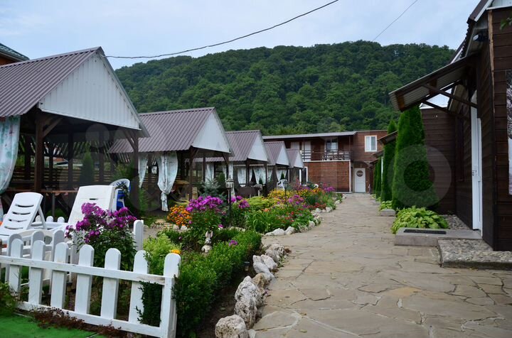 Коттедж 20 м² на участке 14 сот.