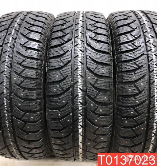 Bridgestone Ice Cruiser 7000S 225/60 R17 99T