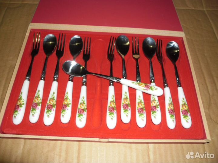 Подарочный десертный набор от LG