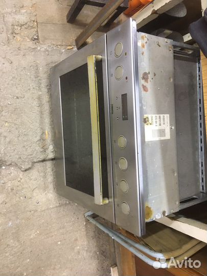 Духовой шкаф