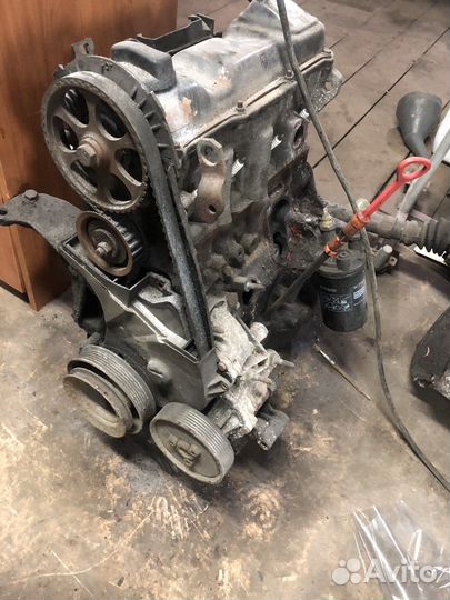 Двигатель volkswagen golf 3 AAM 1.8