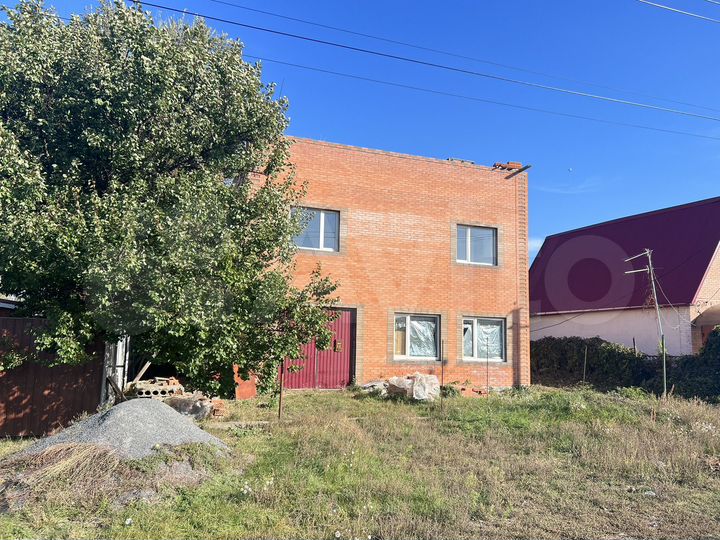 Дом 167,2 м² на участке 10 сот.