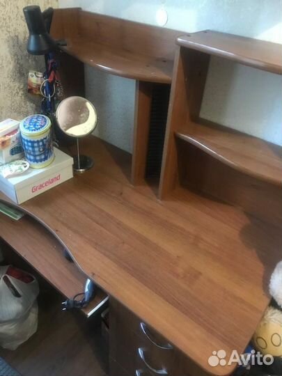 Компьютерный стол