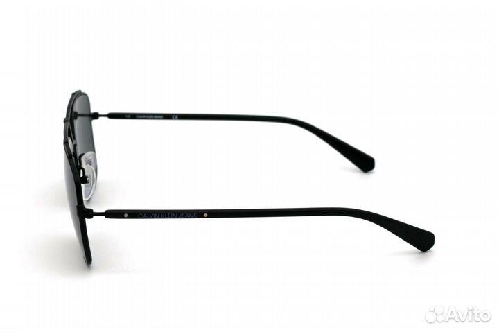 Солнцезащитные очки Calvin Klein