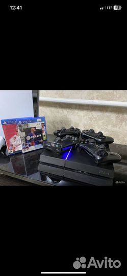 Игровая приставка ps4