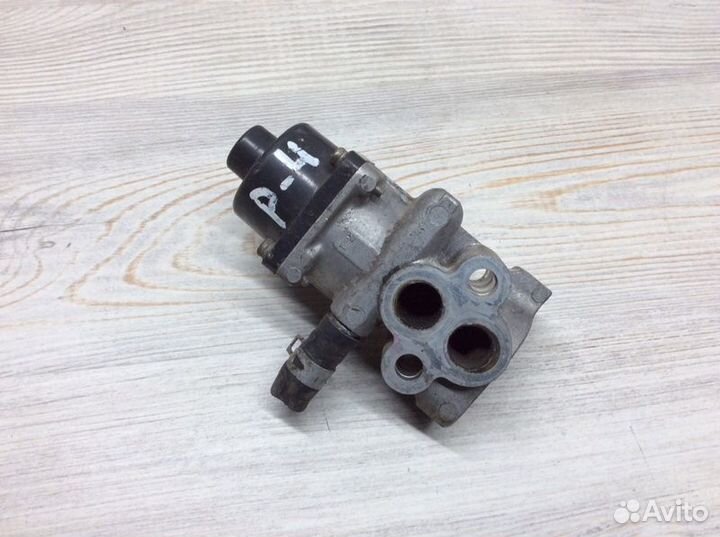 Клапан рециркуляции выхлопных газов Mitsubishi