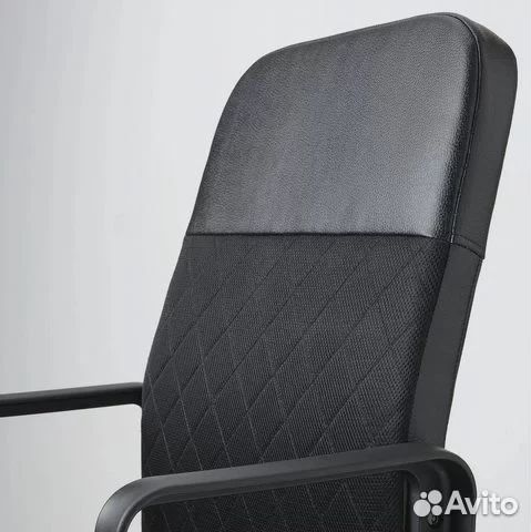 Офисное кресло