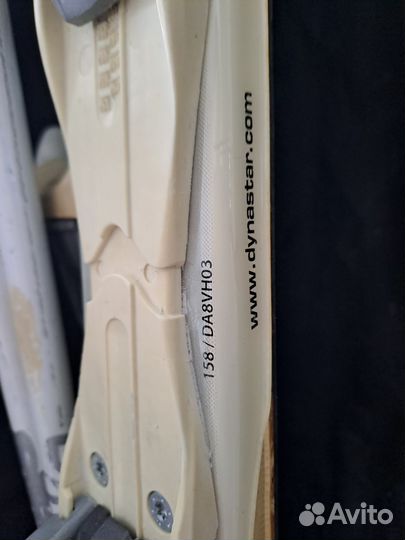 Горные лыжи Dynastar, палки, ботинки, шлем, очки