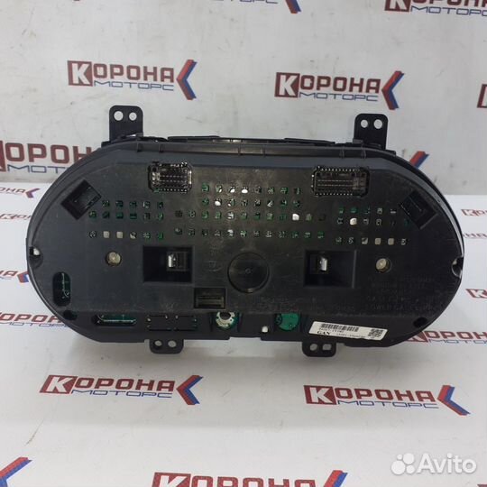 Панель приборов(затемненная ) hyundai IX35