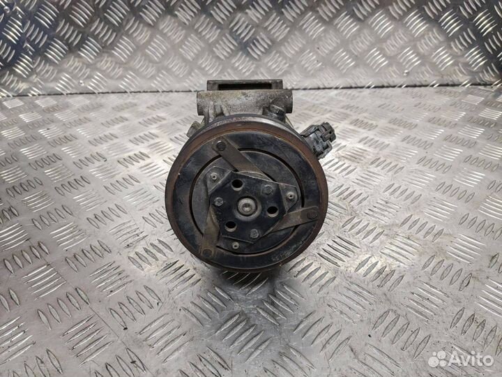 Компрессор кондиционера Renault Megane 2