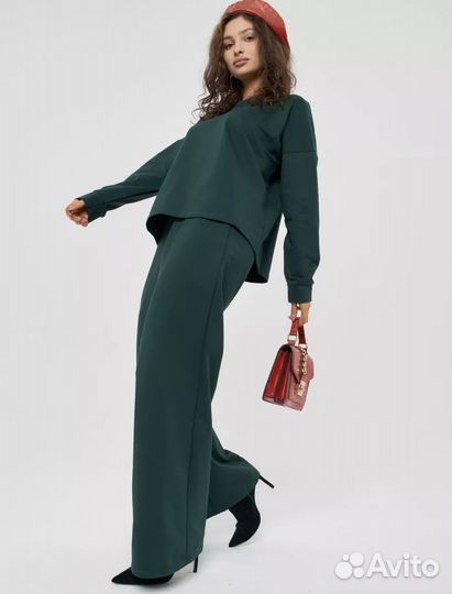 Спортивный костюм женский