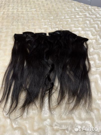 Волосы на заколках