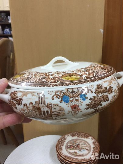 Набор столовой посуды