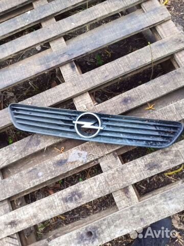 Opel astra G решетка опель астра
