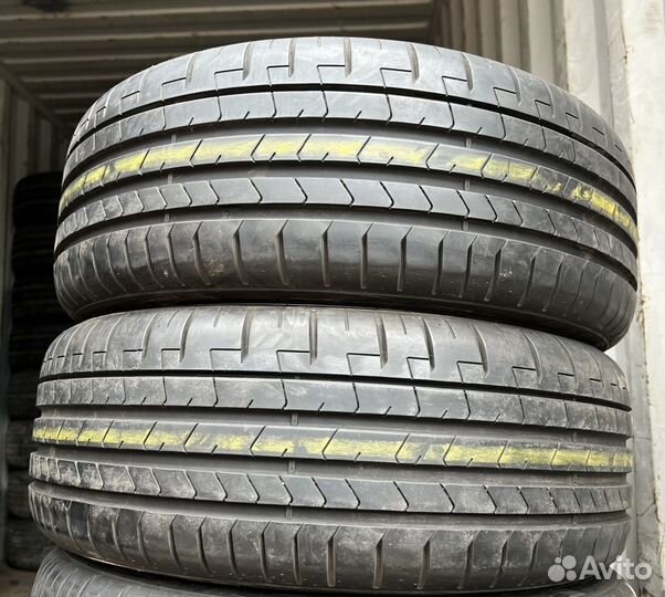 Pirelli P Zero PZ4 205/40 R18