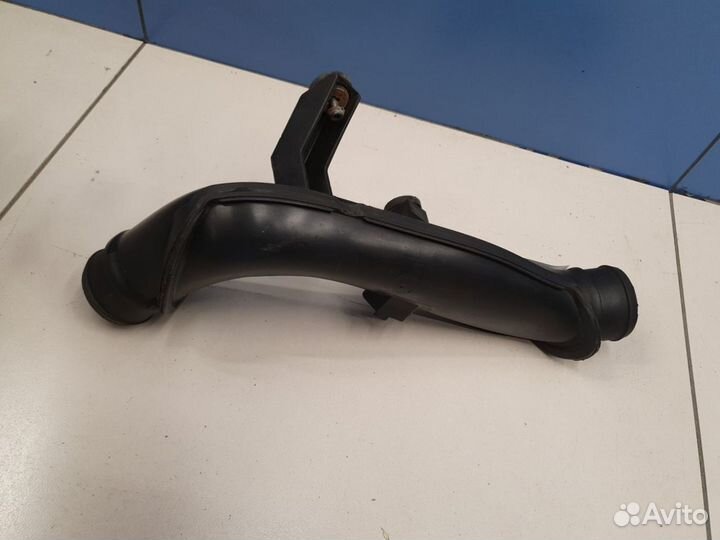 Патрубок интеркулера Volkswagen Tiguan 2007-2016